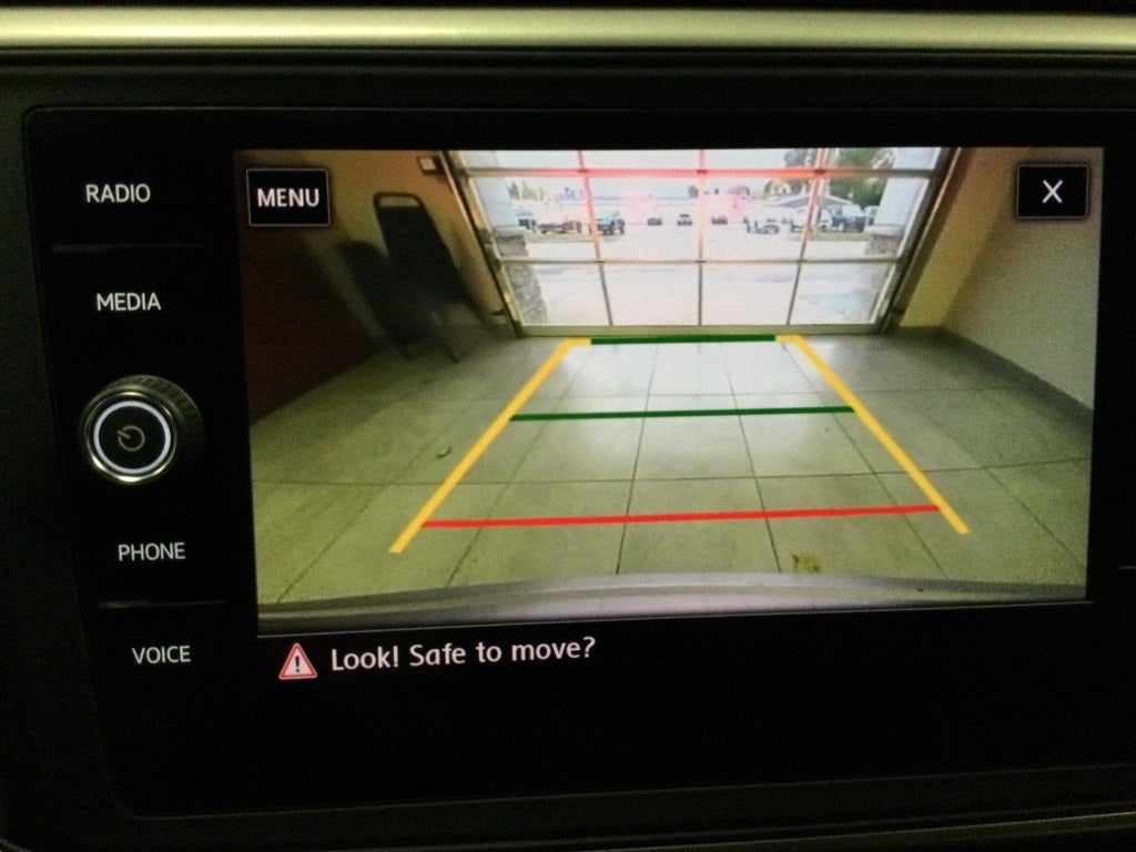 2020 Volkswagen Atlas Cross Sport 2.0T SE w/Technology