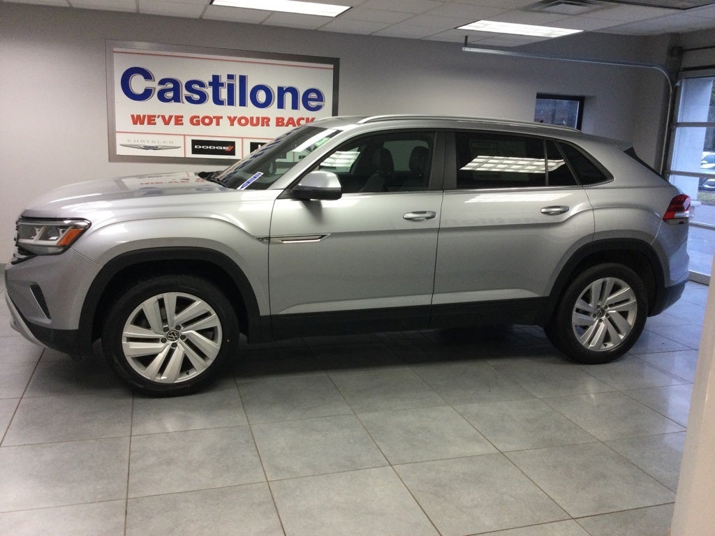 2020 Volkswagen Atlas Cross Sport 2.0T SE w/Technology