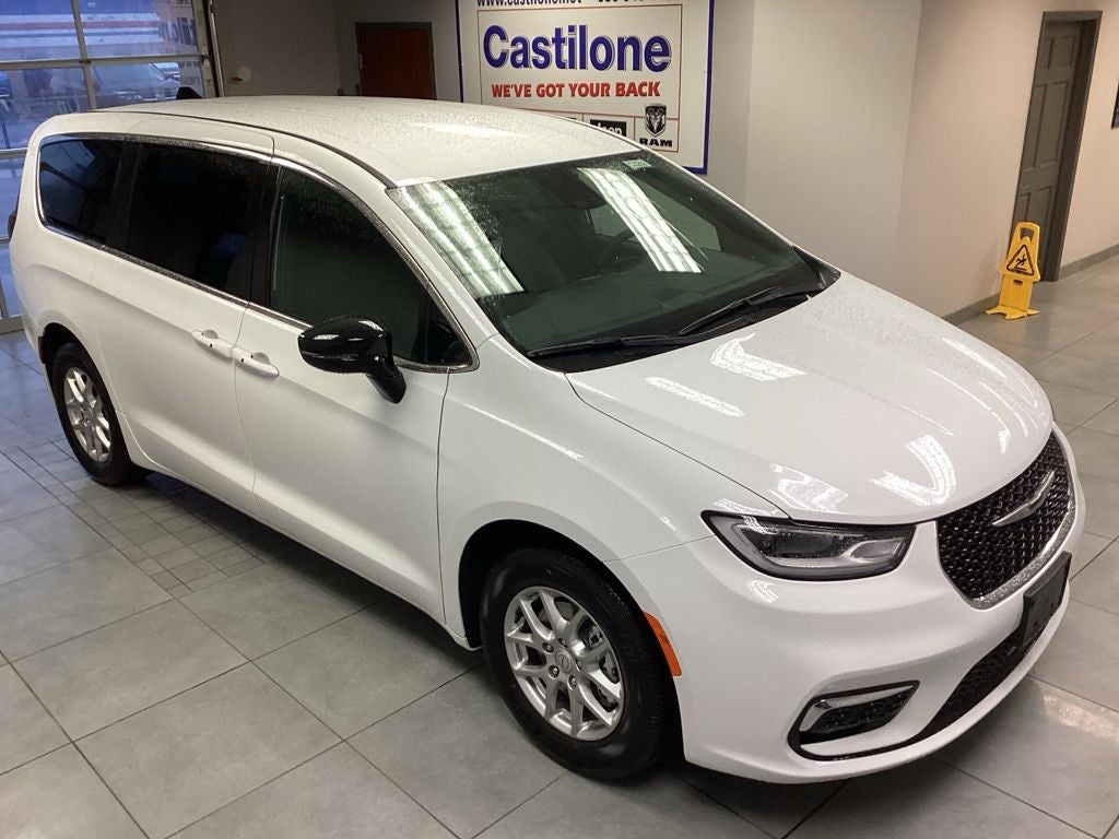 2026 Chrysler Pacifica PACIFICA SELECT