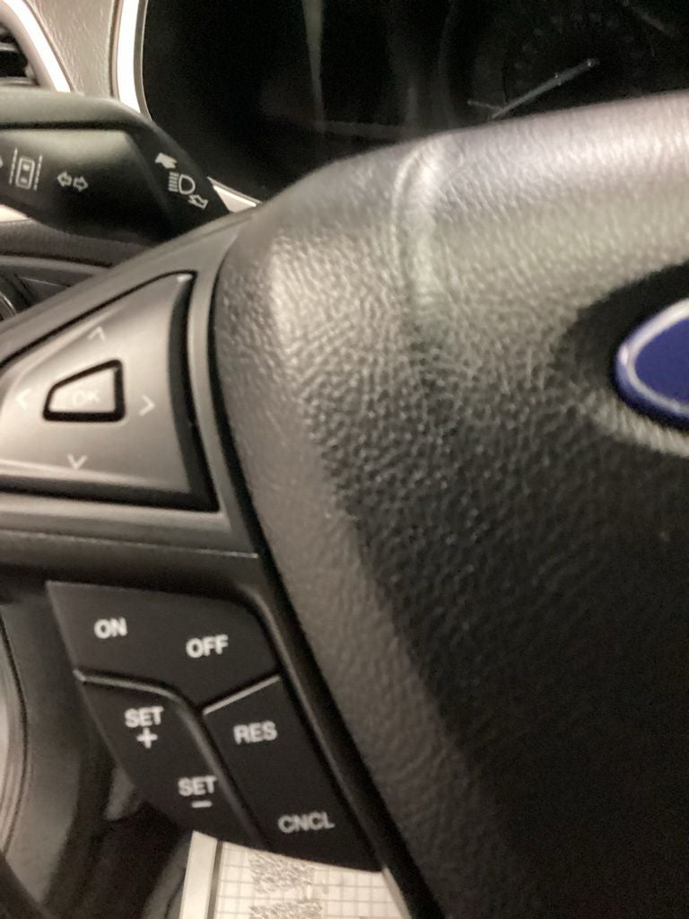 2021 Ford Edge SE