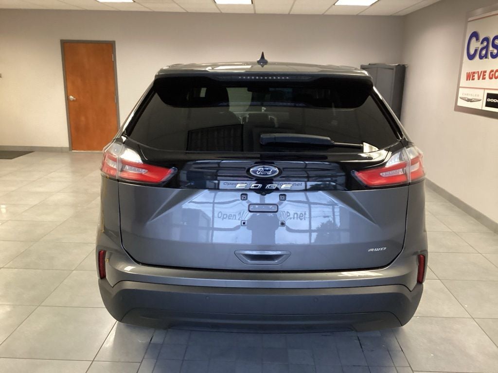 2021 Ford Edge SE