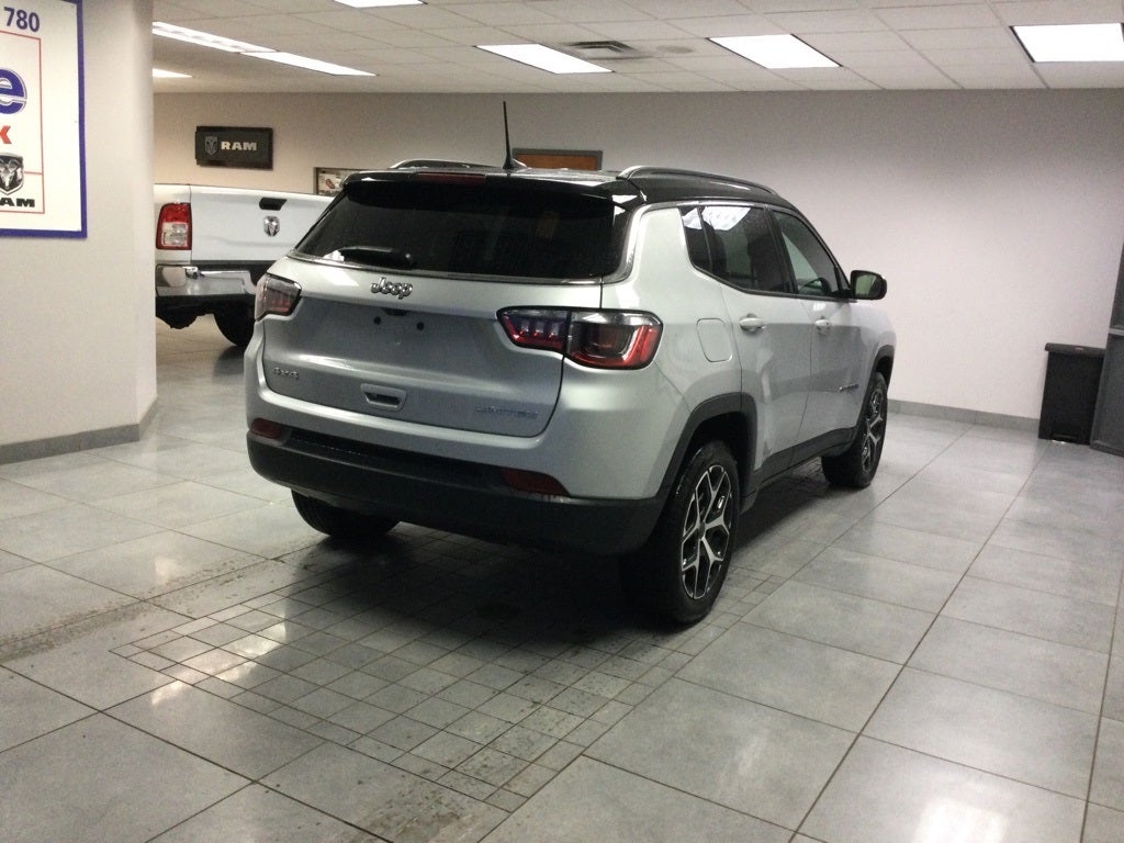 2026 Jeep Compass COMPASS LIMITED 4X4