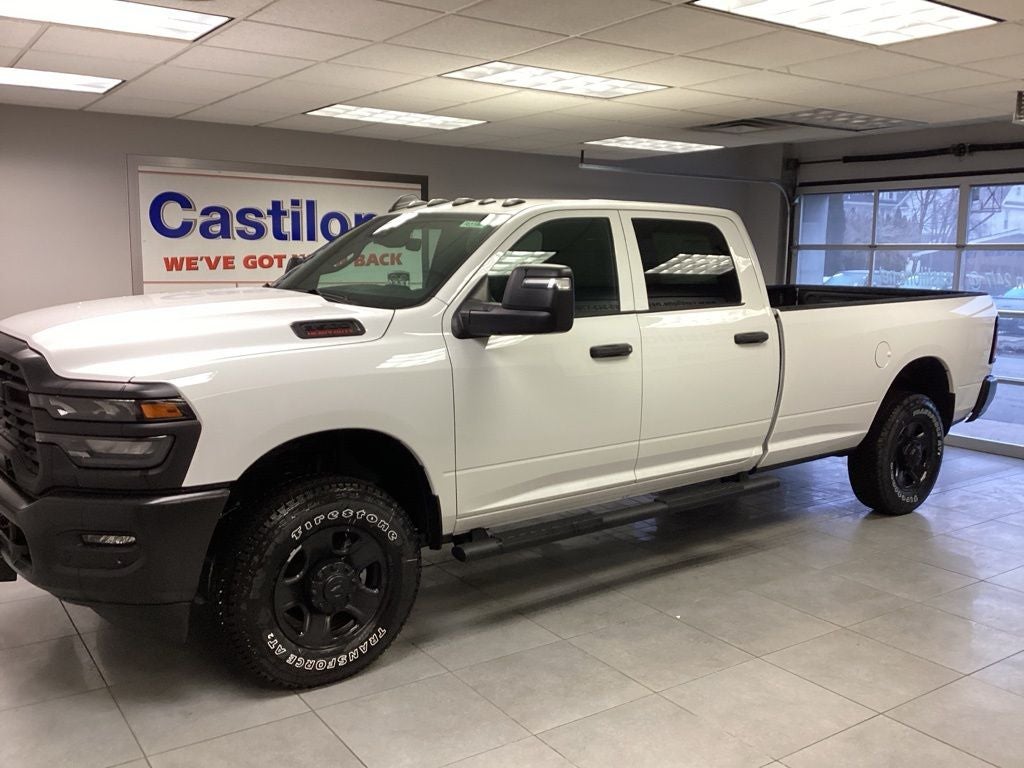 2026 RAM Ram 3500 RAM 3500 TRADESMAN CREW CAB 4X4 8' BOX