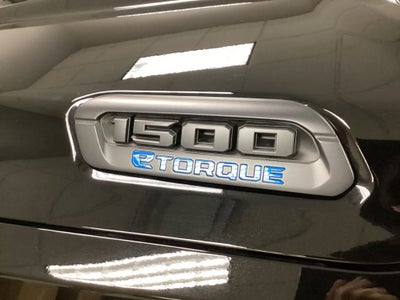 2026 RAM 1500 RAM 1500 EXPRESS CREW CAB 4X4 5'7' BOX