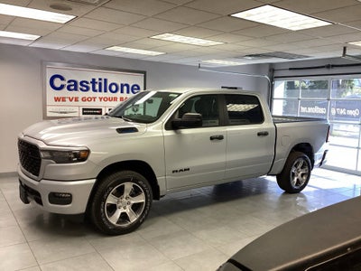 2026 RAM Ram 1500 RAM 1500 EXPRESS CREW CAB 4X4 5'7' BOX