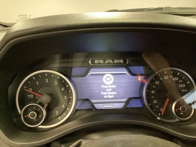 2026 RAM 1500 RAM 1500 EXPRESS CREW CAB 4X4 5'7' BOX