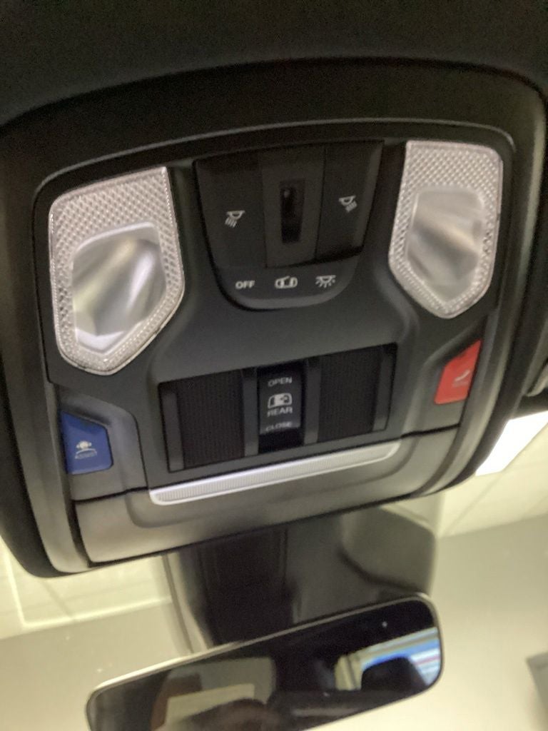 2026 RAM 1500 RAM 1500 EXPRESS CREW CAB 4X4 5'7' BOX