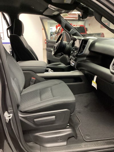 2026 RAM 1500 RAM 1500 EXPRESS CREW CAB 4X4 5'7' BOX
