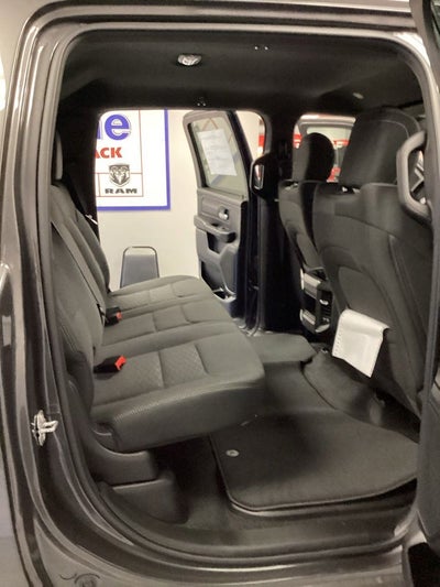 2026 RAM 1500 RAM 1500 EXPRESS CREW CAB 4X4 5'7' BOX