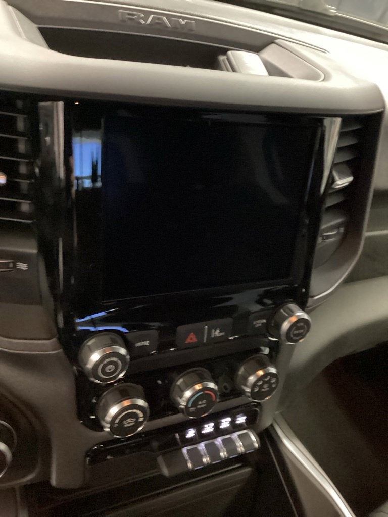 2027 RAM Ram 1500 RAM 1500 EXPRESS CREW CAB 4X4 5'7' BOX