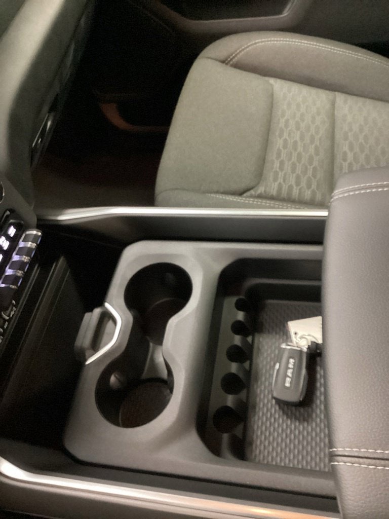 2027 RAM Ram 1500 RAM 1500 EXPRESS CREW CAB 4X4 5'7' BOX