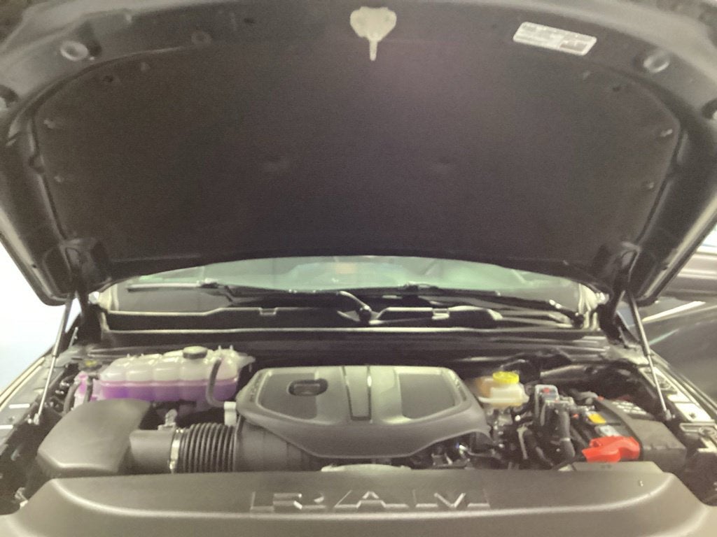 2027 RAM Ram 1500 RAM 1500 EXPRESS CREW CAB 4X4 5'7' BOX
