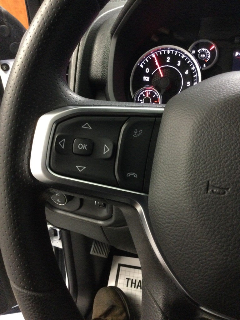 2025 RAM Ram 2500 RAM 2500 TRADESMAN CREW CAB 4X4 6'4' BOX