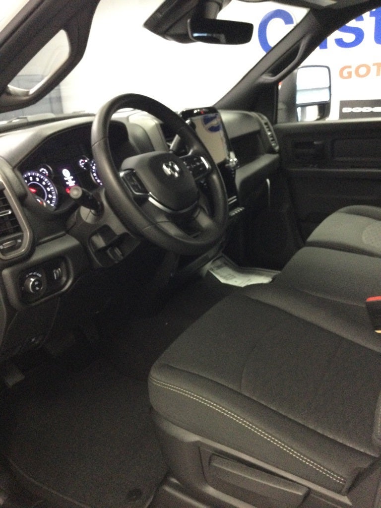 2025 RAM Ram 2500 RAM 2500 TRADESMAN CREW CAB 4X4 6'4' BOX