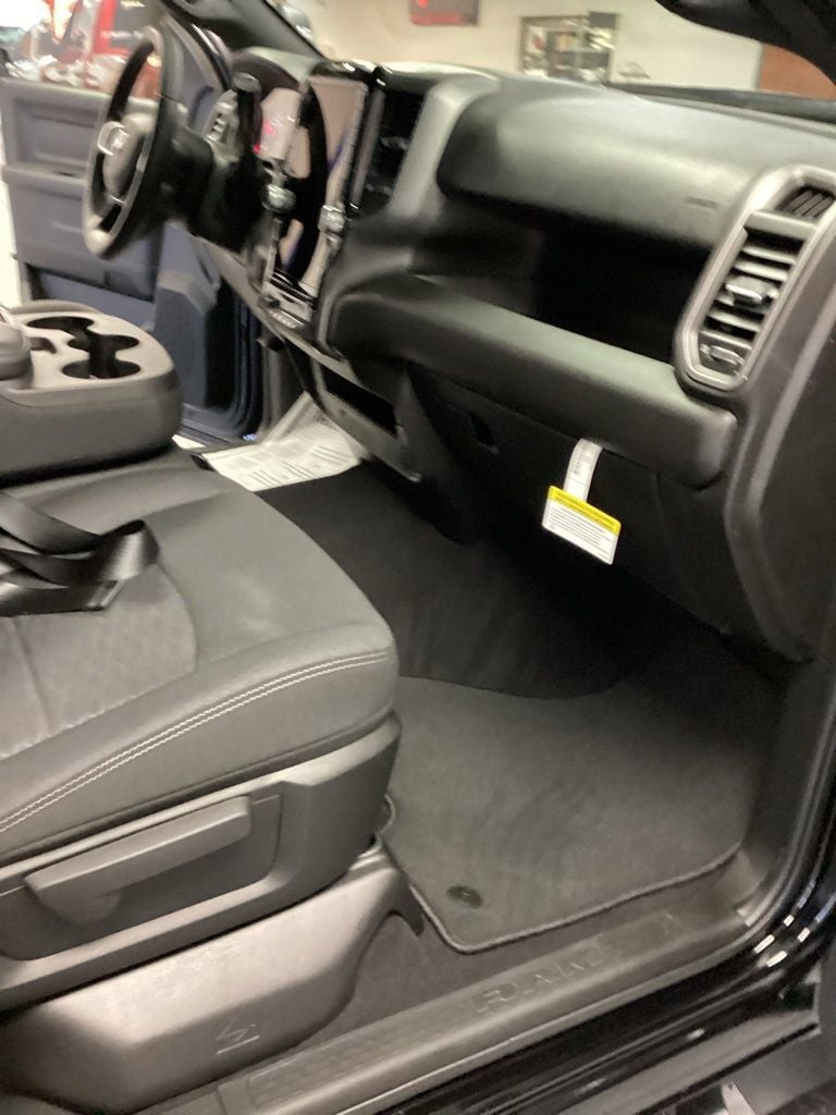 2026 RAM 2500 RAM 2500 TRADESMAN CREW CAB 4X4 6'4' BOX