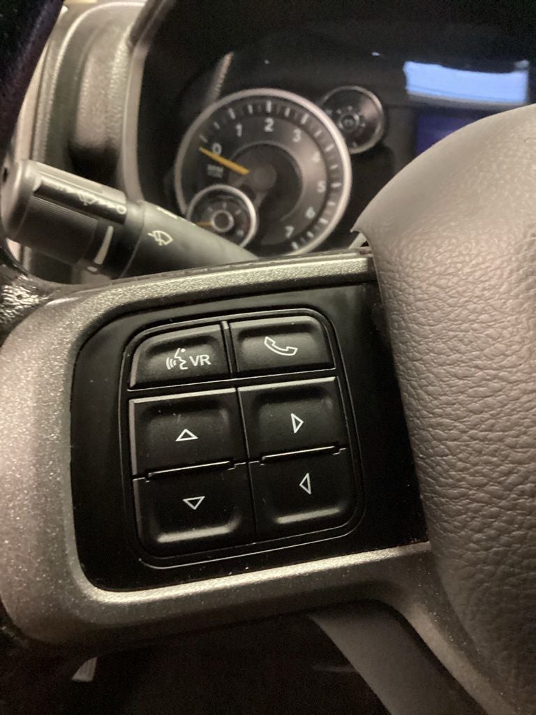 2019 RAM 2500 Tradesman Crew Cab 4x4 6'4' Box