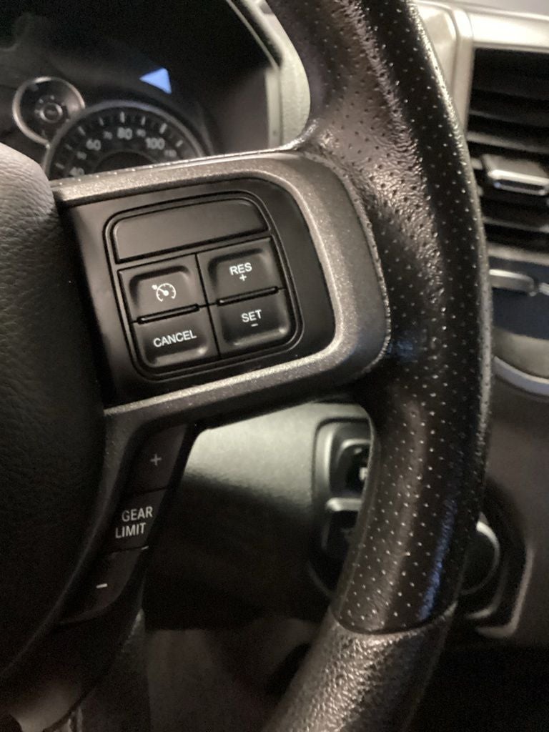 2019 RAM 2500 Tradesman Crew Cab 4x4 6'4' Box