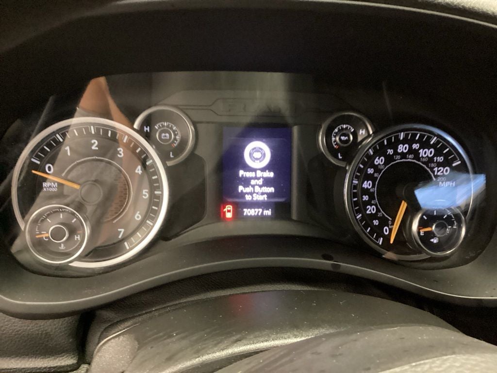 2019 RAM 2500 Tradesman Crew Cab 4x4 6'4' Box