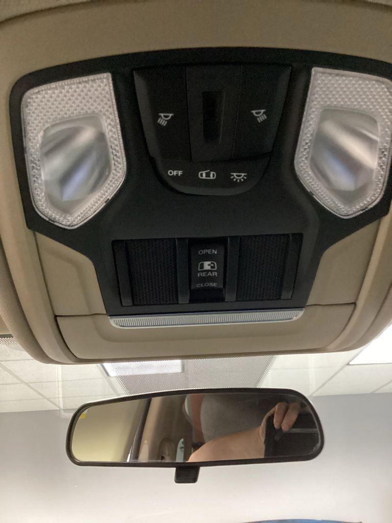 2019 RAM 2500 Tradesman Crew Cab 4x4 6'4' Box