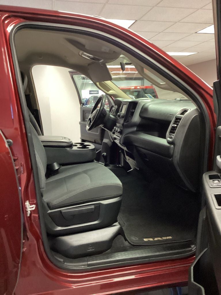 2019 RAM 2500 Tradesman Crew Cab 4x4 6'4' Box