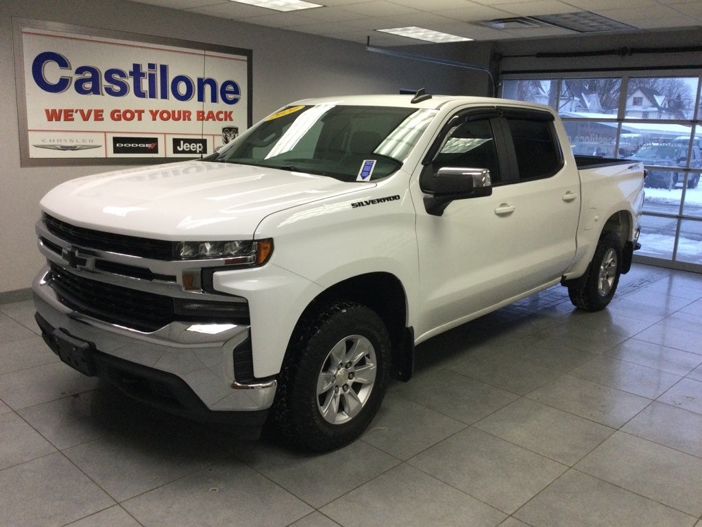 2020 Chevrolet Silverado 1500 4WD Crew Cab Short Bed LT