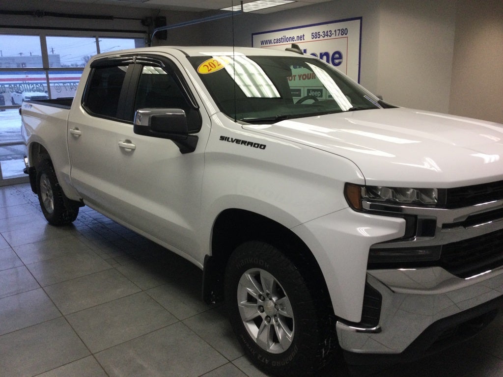 2020 Chevrolet Silverado 1500 4WD Crew Cab Short Bed LT