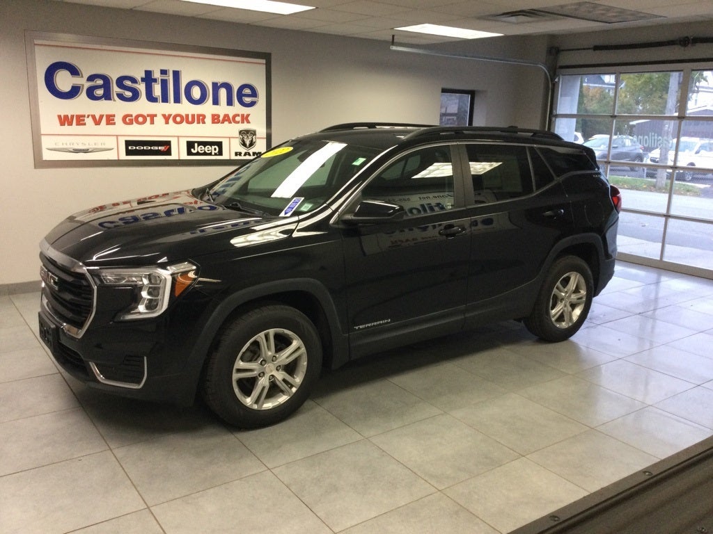 2022 GMC Terrain AWD SLE