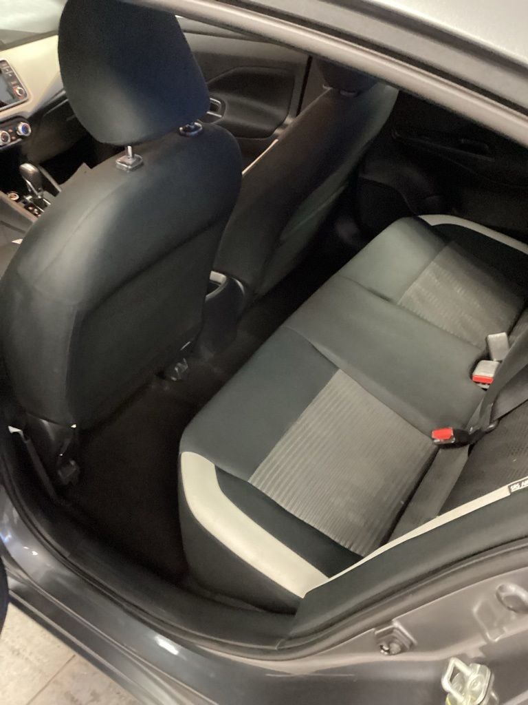 2021 Nissan Versa SV Xtronic CVT