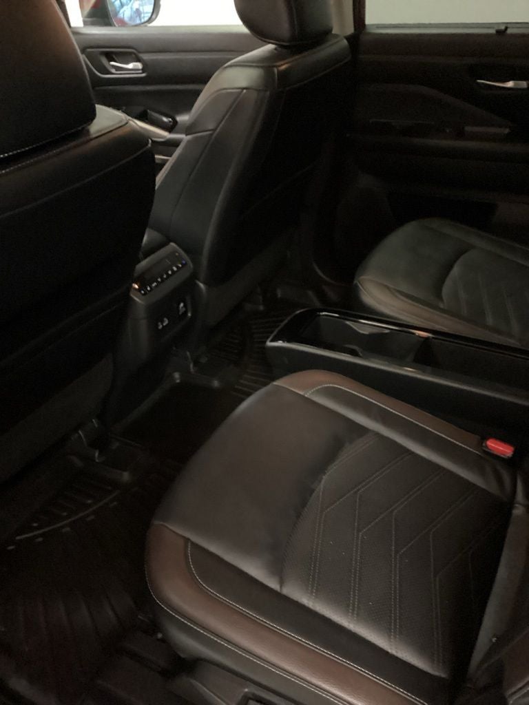 2023 Nissan Pathfinder Platinum 4WD
