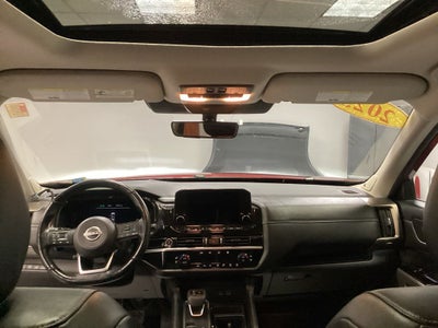 2023 Nissan Pathfinder Platinum 4WD