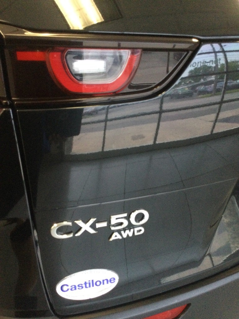 2025 Mazda Mazda CX-50 2.5 S Preferred Package