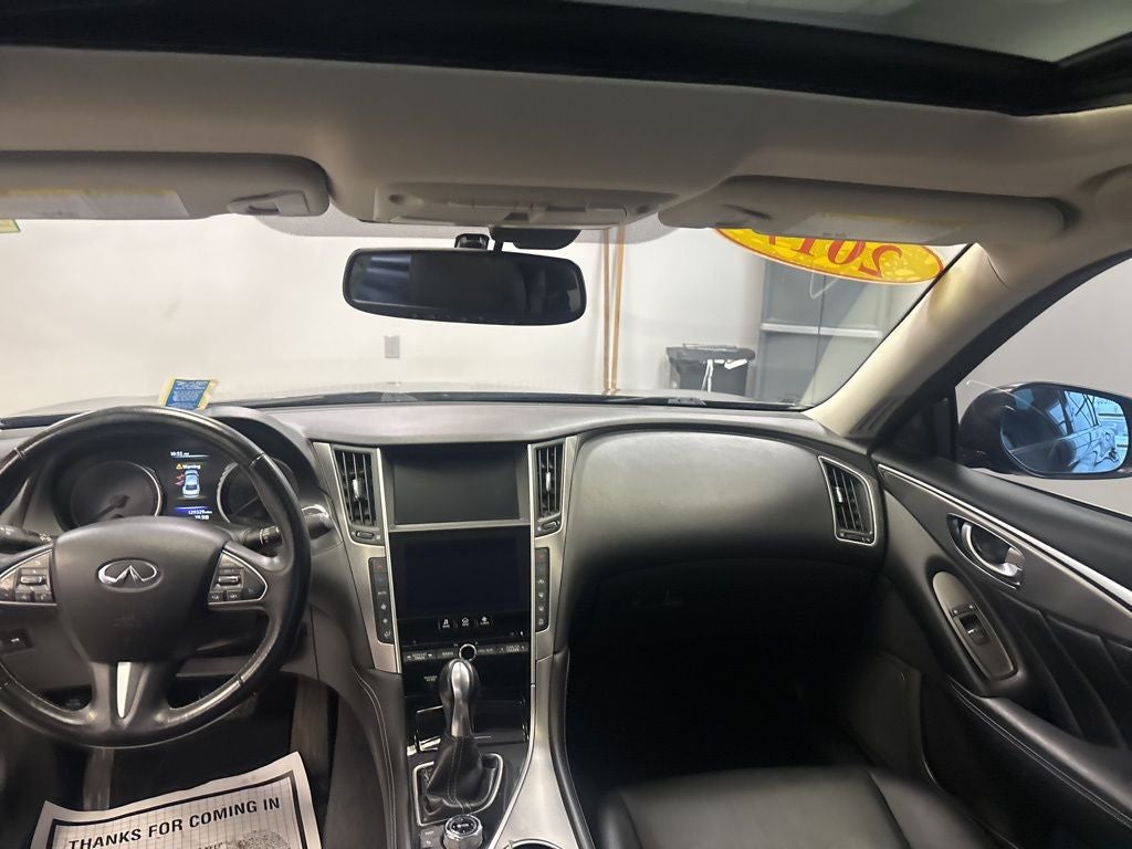 2017 INFINITI Q50 2.0t Base