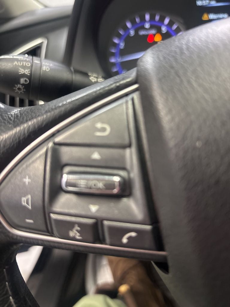 2017 INFINITI Q50 2.0t Base