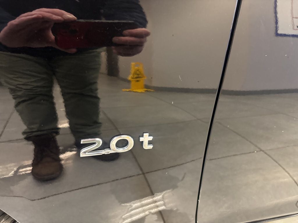 2017 INFINITI Q50 2.0t Base