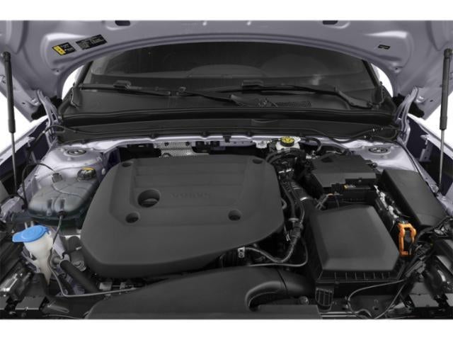 2023 Volvo XC40 B4 Ultimate Dark Theme