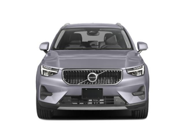 2023 Volvo XC40 B4 Ultimate Dark Theme